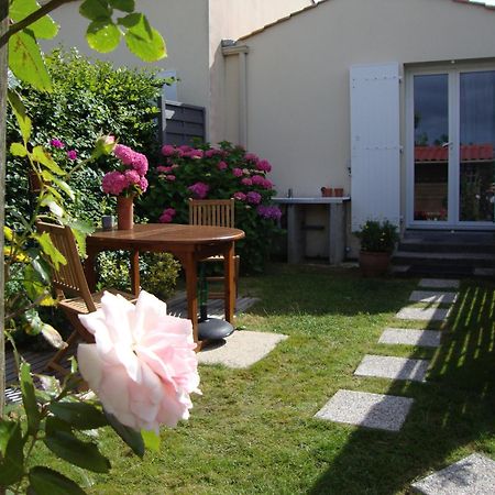 Mer A Pied Vrai Lit Linge Fourni Jardin Бретиньоль-сюр-Мер Экстерьер фото