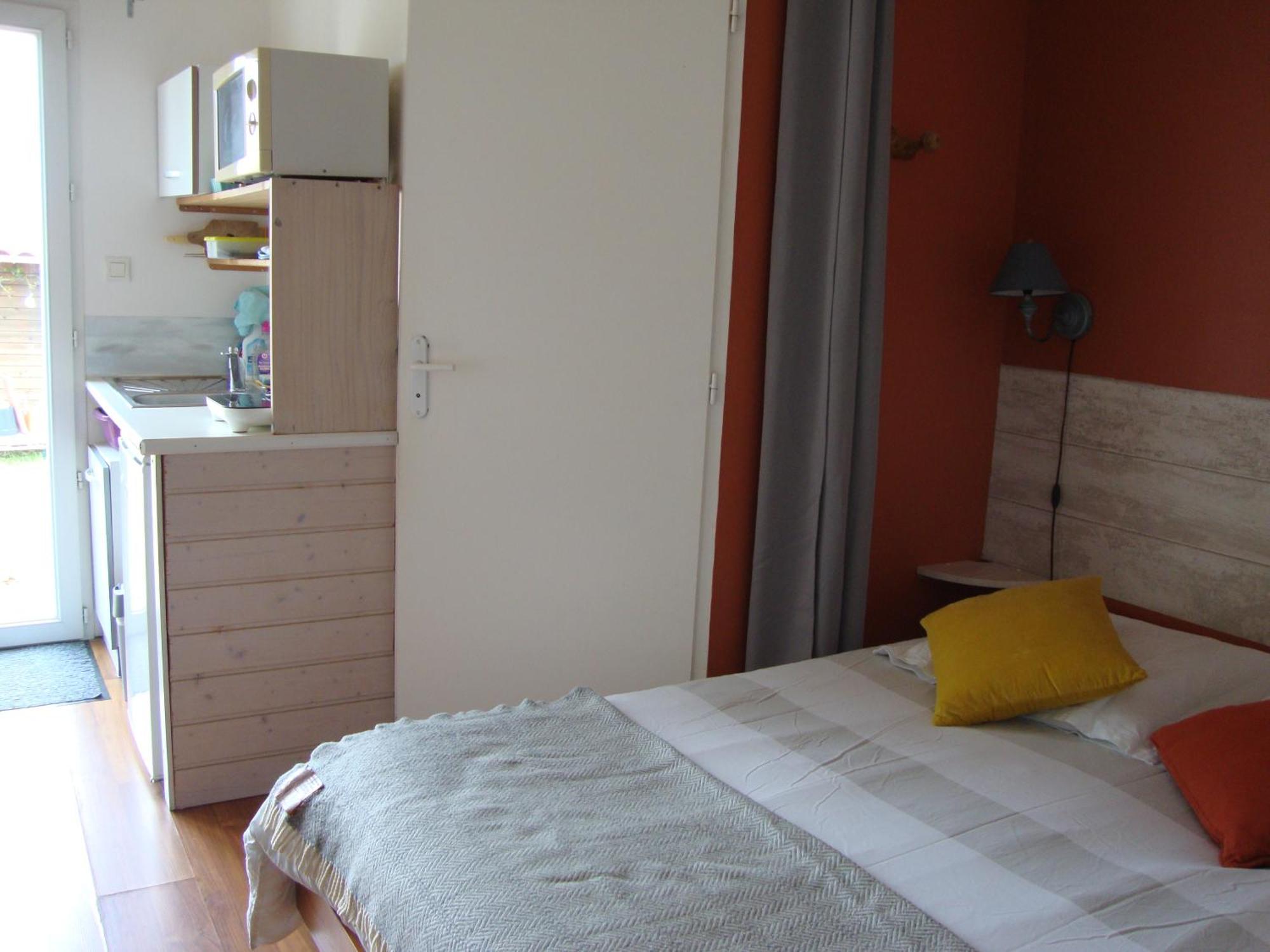 Mer A Pied Vrai Lit Linge Fourni Jardin Бретиньоль-сюр-Мер Экстерьер фото